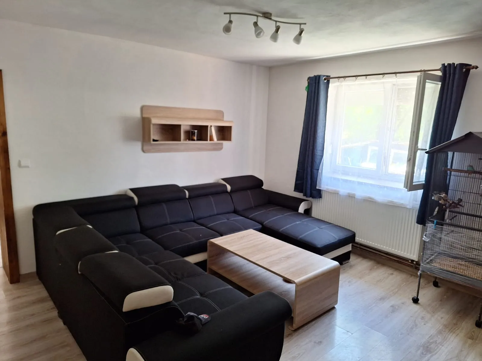 Dvougenerační RD s nájemcem, Radiměř 34