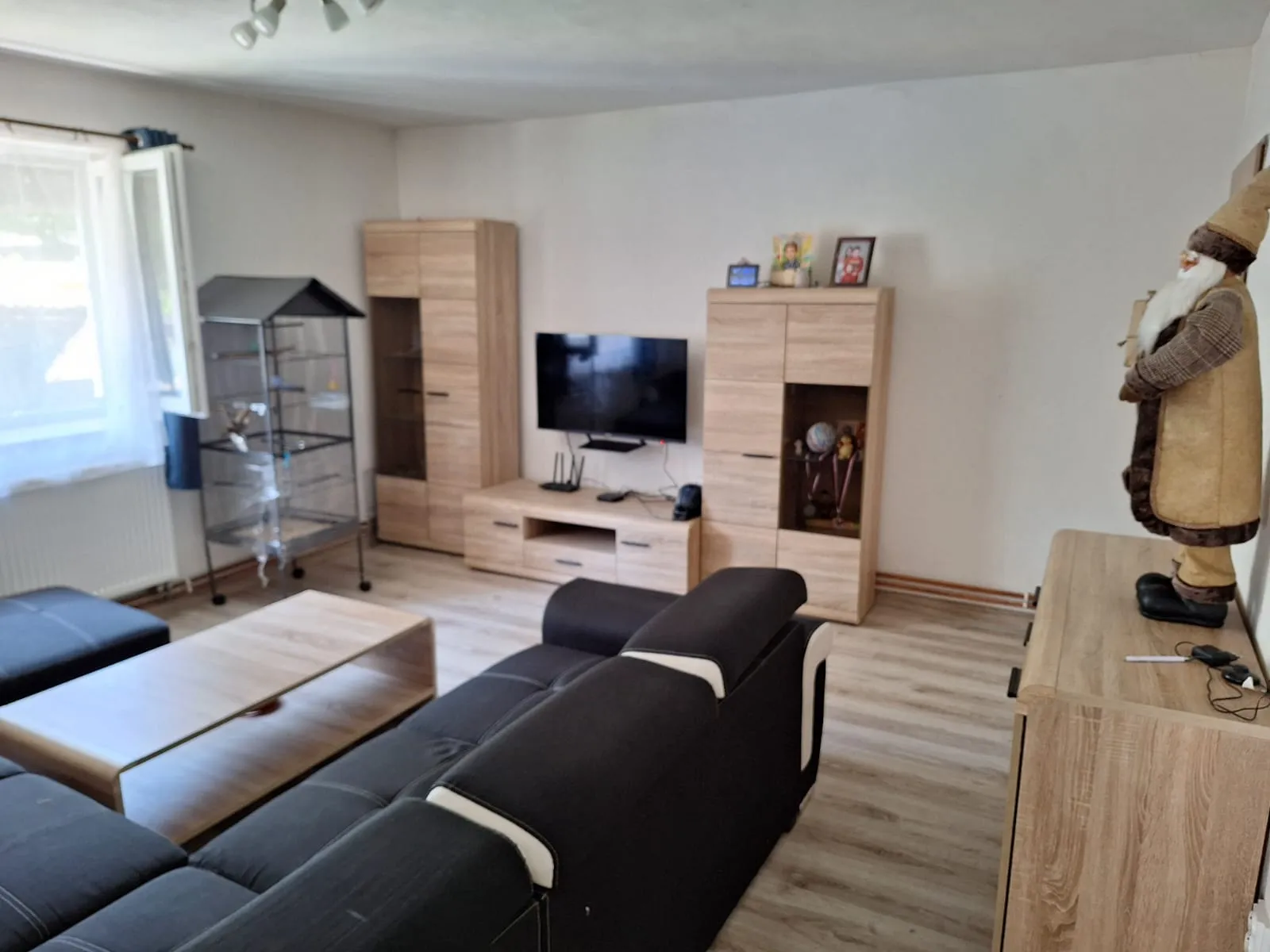 Dvougenerační RD s nájemcem, Radiměř 37
