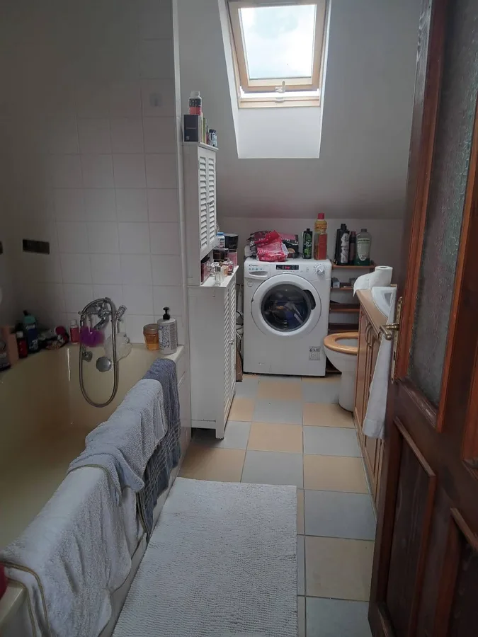 Dvougenerační RD s nájemcem, Toušice 14