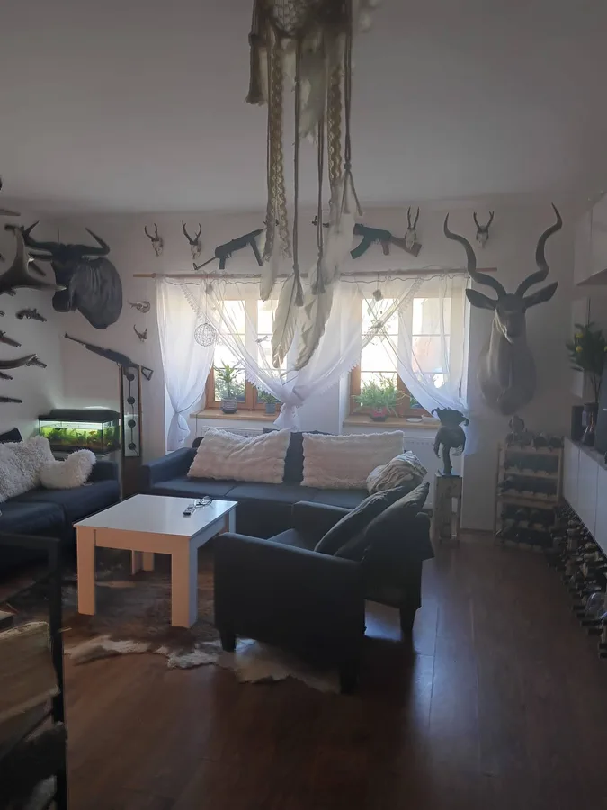 Dvougenerační RD s nájemcem, Toušice 22